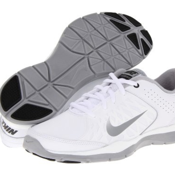 black and white nike cross trainers